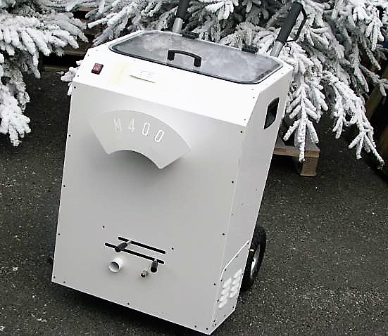 Location machine flocage neige - Décor neige - M400 - PARIS